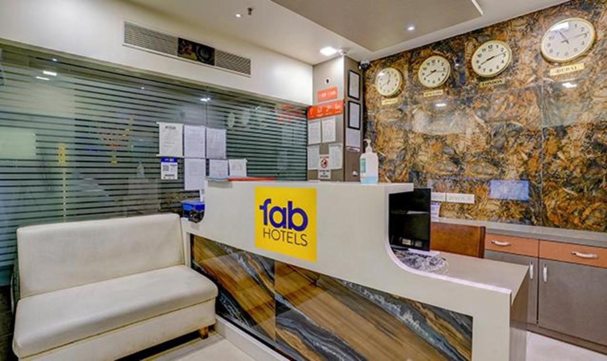 Fabhotel Veera Residency - Nr Airport — Photos 3
